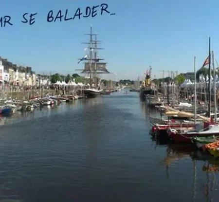 La Garconniere De * Vannes